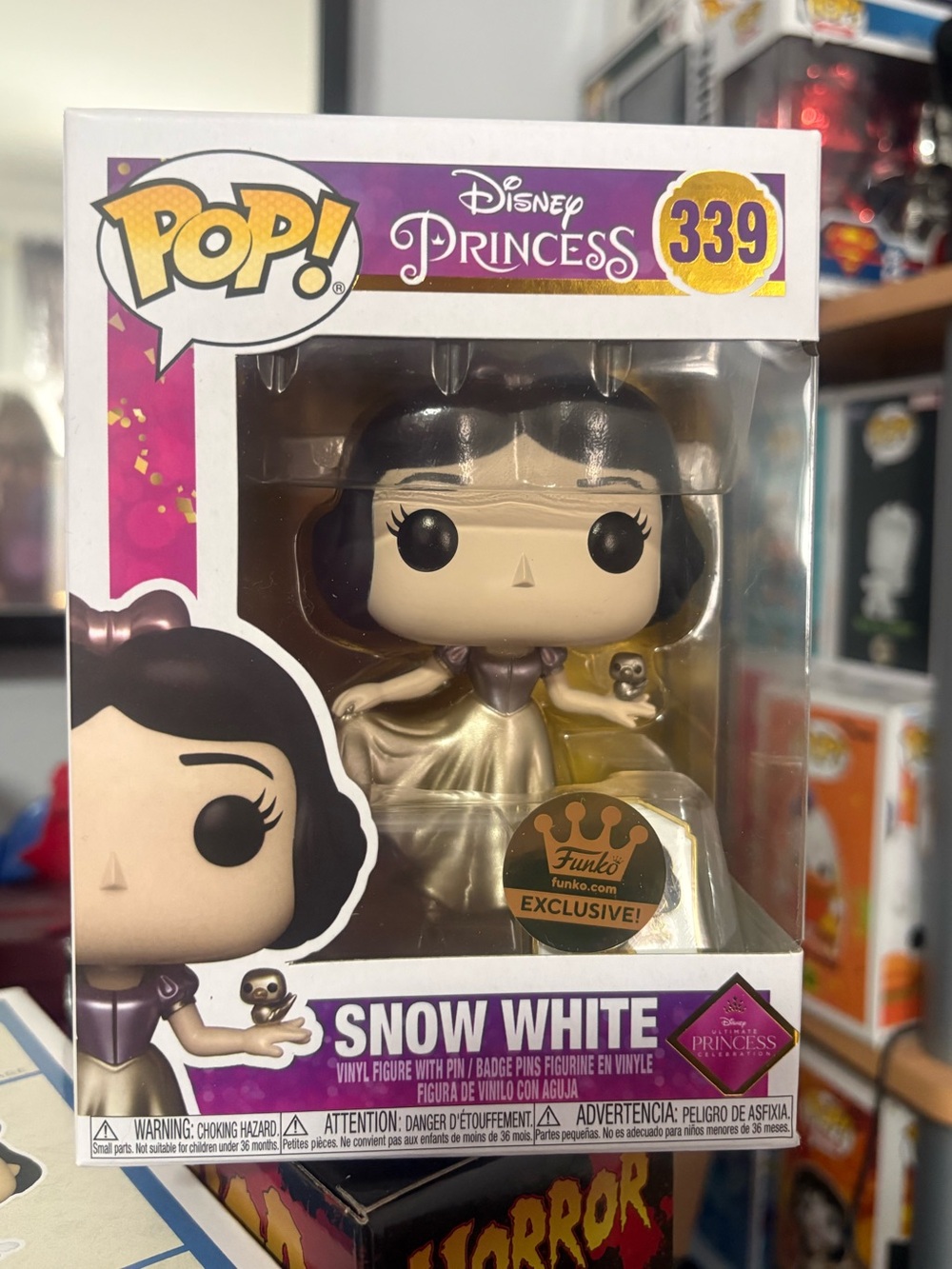 Funko pop Ultimate princess, Snow White with exclusive pin